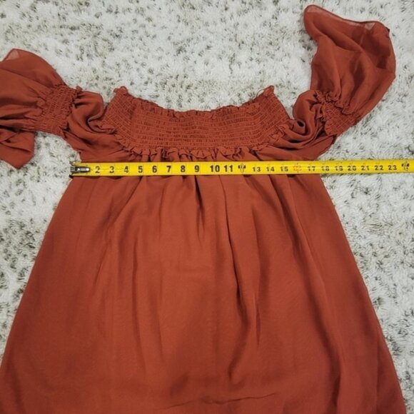 MAX STUDIO SZ S NWT Smocked Off Shoulder Balloon Tiered Sleeve Boho Tunic Top - Picture 6 of 12
